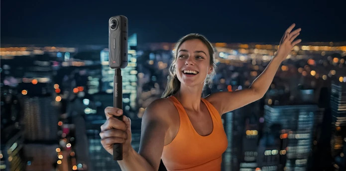 Insta360 One X5 Essential Bundle - Gadget World 08